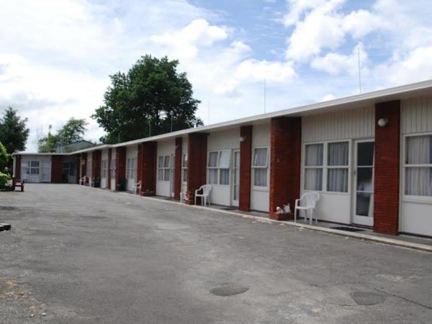 Manhattan Lodge Motel Hamilton Buitenkant foto