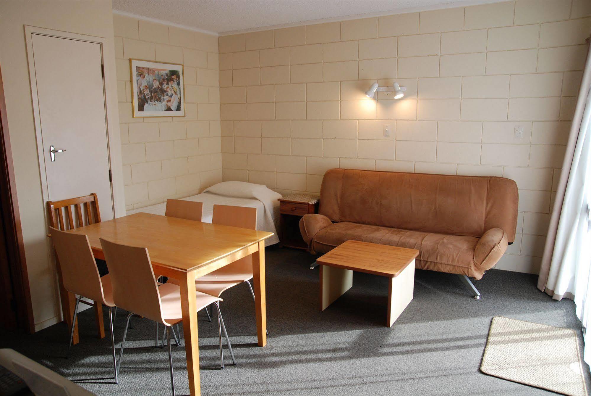 Manhattan Lodge Motel Hamilton Buitenkant foto
